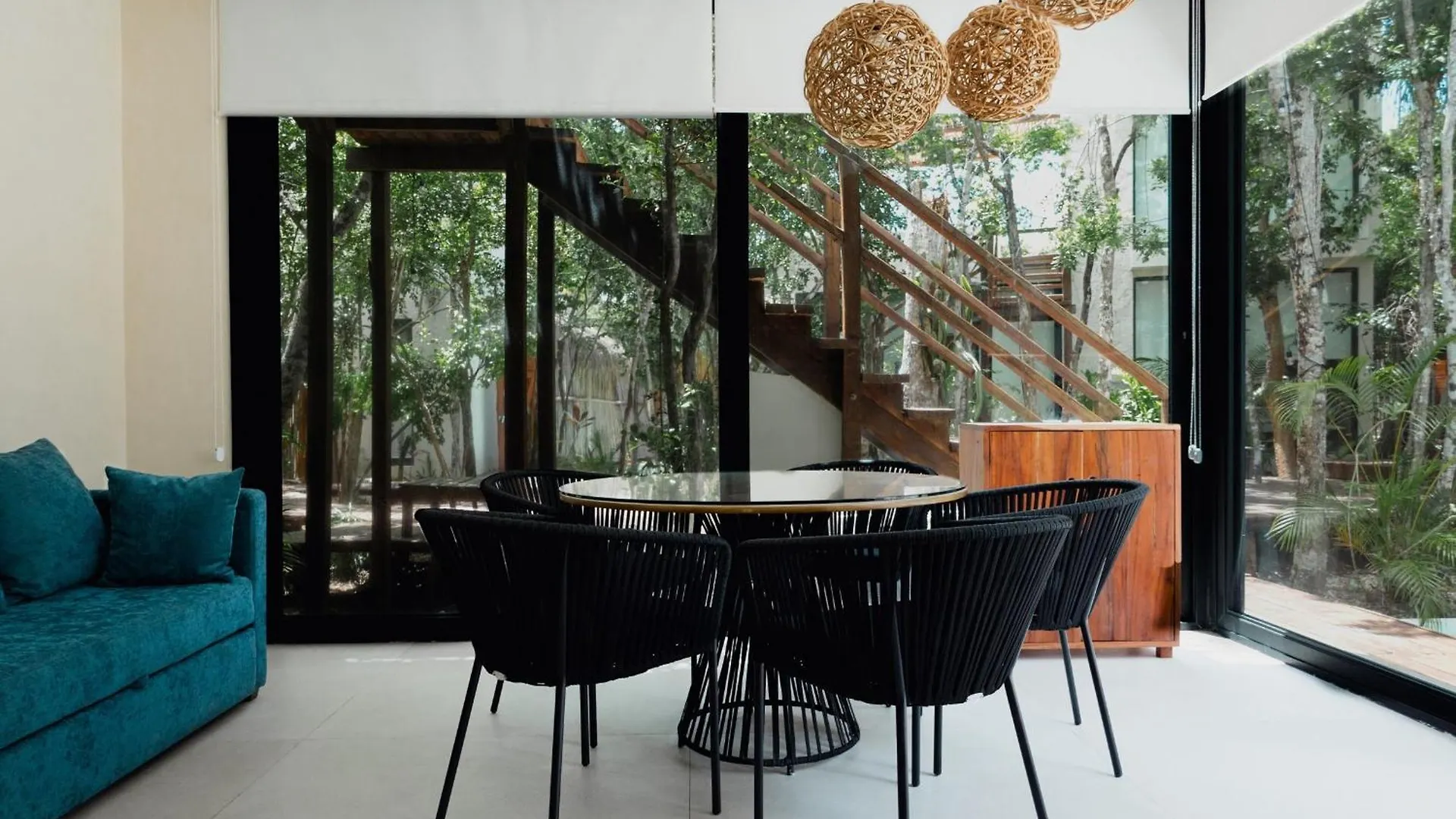 Las Villas I & II 툴룸